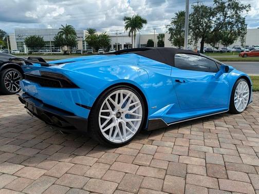 2017 Lamborghini Huracan LP610-4S