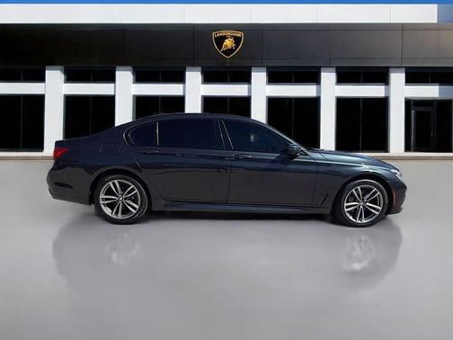 2019 BMW 750 i xDrive