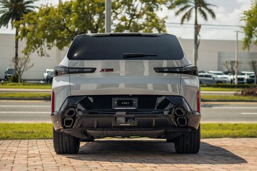 Brooklyn Gray Metallic 2024 BMW XM Label Red