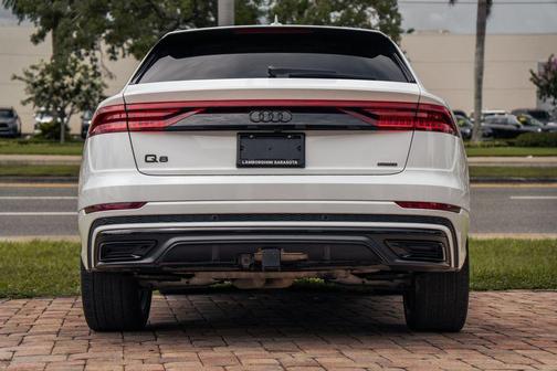 Carrara White 2023 Audi Q8 55 Premium Plus