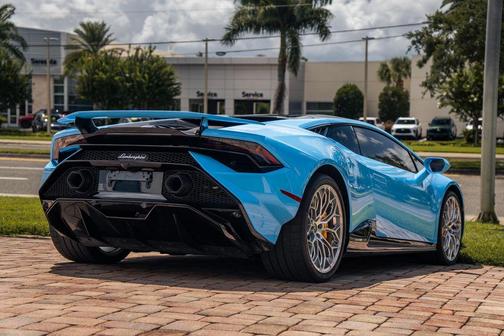 Blu Cepheus Metallic 2023 Lamborghini Huracan Tecnica Base
