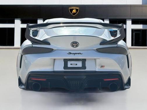 2022 Toyota Supra 2.0