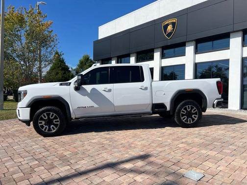 2021 GMC Sierra 2500 AT4
