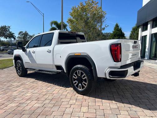 2021 GMC Sierra 2500 AT4