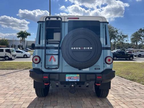 2024 INEOS Grenadier FIELDMASTER EDITION