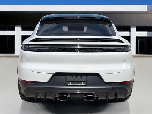 2024 Porsche Cayenne Turbo GT