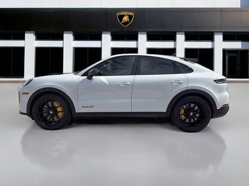 2024 Porsche Cayenne Turbo GT