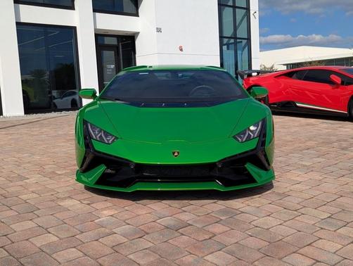 2024 Lamborghini Huracan Tecnica Base