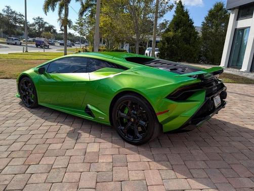 2024 Lamborghini Huracan Tecnica Base