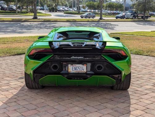 2024 Lamborghini Huracan Tecnica Base