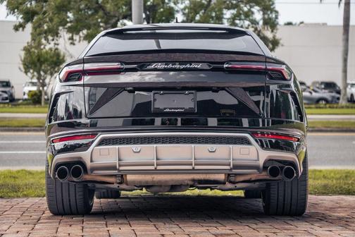 Nero Noctis 2019 Lamborghini Urus Base