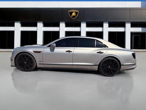 2024 Bentley Flying Spur Mulliner W12