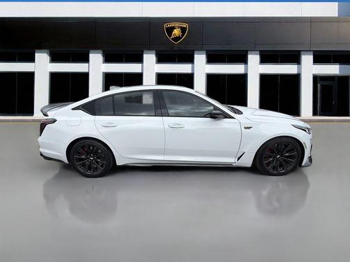 2024 Cadillac CT5-V Blackwing