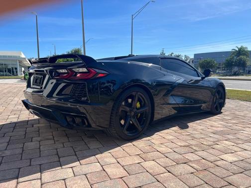 2023 Chevrolet Corvette Stingray w/3LT