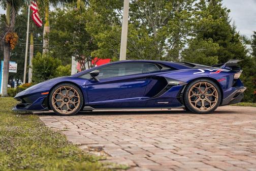 2019 Lamborghini Aventador SVJ Base