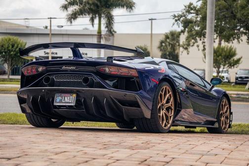 2019 Lamborghini Aventador SVJ Base