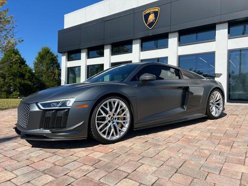2017 Audi R8 5.2 quattro