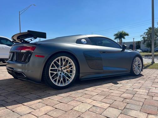 2017 Audi R8 5.2 quattro