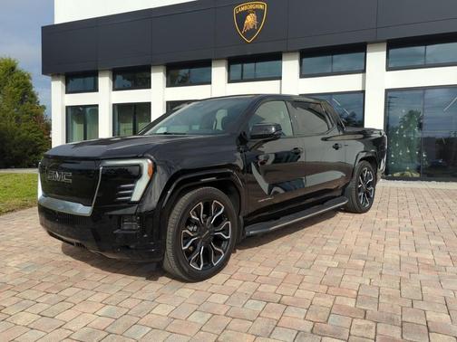 2025 GMC Sierra EV Denali