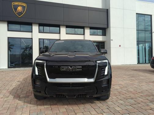 2025 GMC Sierra EV Denali