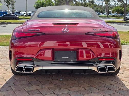 2025 Mercedes-Benz AMG SL 63 Base