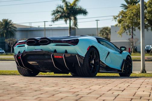 Celestial 2025 Lamborghini Revuelto Base