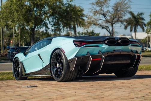Celestial 2025 Lamborghini Revuelto Base