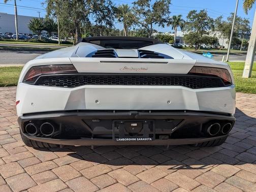 2017 Lamborghini Huracan LP610-4S