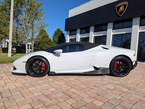 2017 Lamborghini Huracan LP610-4S