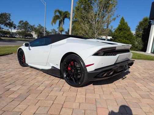 2017 Lamborghini Huracan LP610-4S