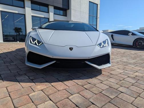 2017 Lamborghini Huracan LP610-4S