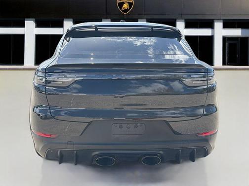 2023 Porsche Cayenne Turbo GT