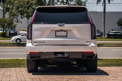 Crystal White Tri-Coat 2024 Cadillac Escalade ESV Sport Platinum