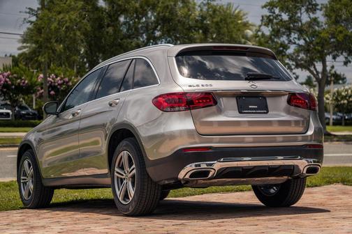 Mojave Silver Metallic 2022 Mercedes-Benz GLC 300 Base