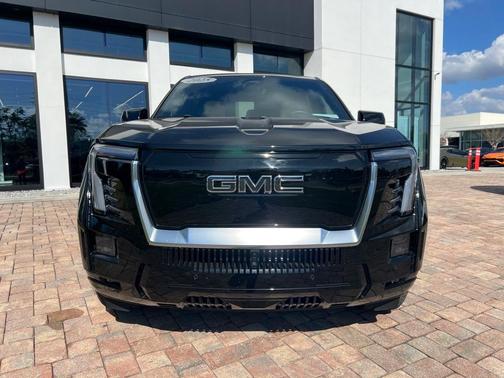 2025 GMC Sierra EV Denali