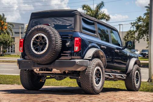 Antimatter Blue Metallic 2021 Ford Bronco Big Bend