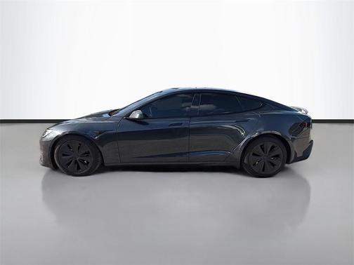 2025 Tesla Model S Plaid