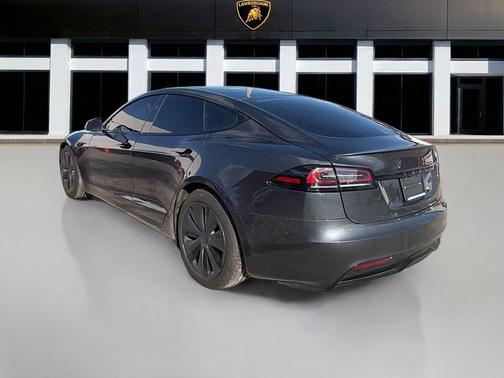2025 Tesla Model S Plaid