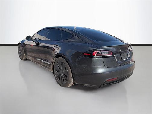 2025 Tesla Model S Plaid