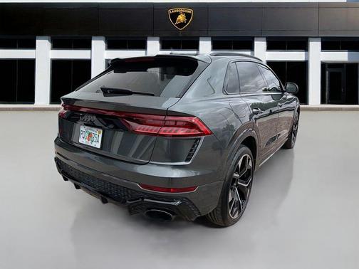 2023 Audi RS Q8 4.0T quattro