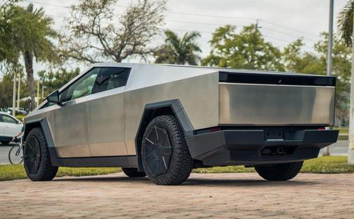 Stainless Steel 2024 Tesla Cybertruck Base