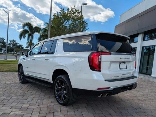 2025 GMC Yukon XL Denali