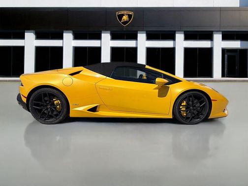 2016 Lamborghini Huracan LP610-4