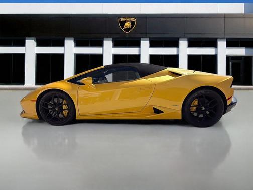 2016 Lamborghini Huracan LP610-4
