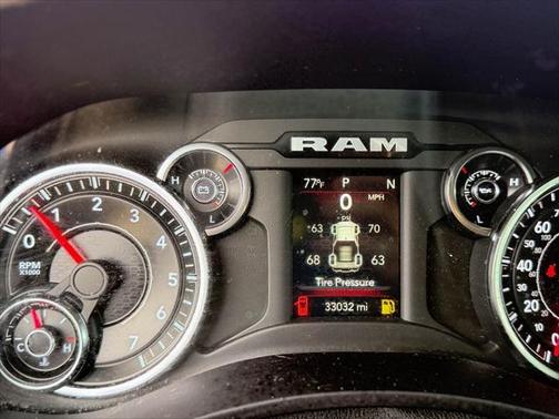 2022 RAM 2500 Tradesman Crew Cab 4x2 64' Box