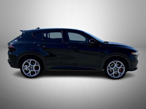 2024 Alfa Romeo Tonale Veloce EAWD