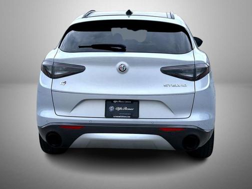 2024 Alfa Romeo Stelvio Ti