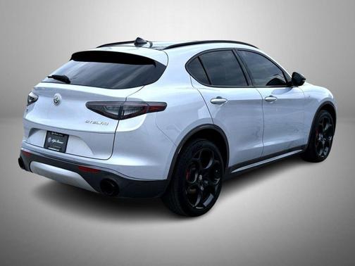 2024 Alfa Romeo Stelvio Ti