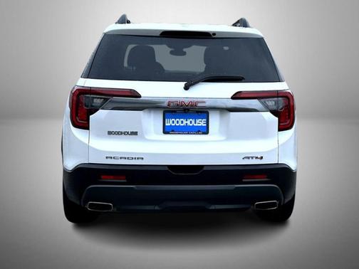 2021 GMC Acadia AWD AT4