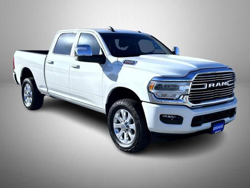 2023 RAM 2500 Laramie Crew Cab 4x4 6'4' Box